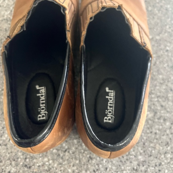 Women’s Shoes - Picture 5 of 5